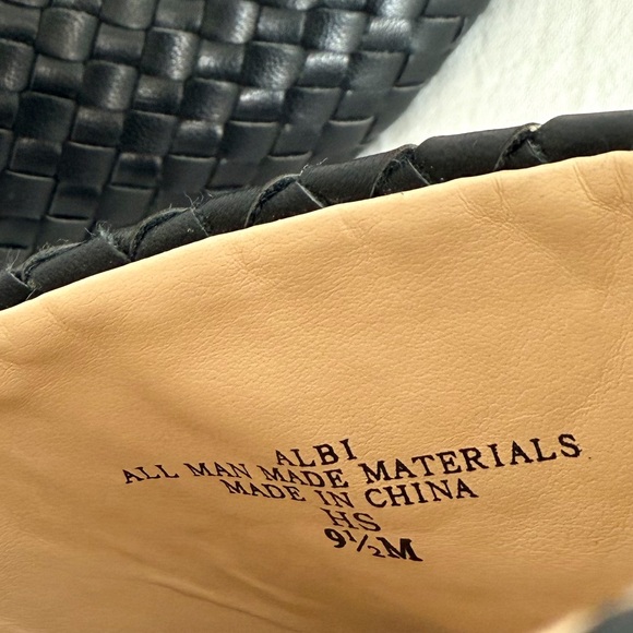 ADRIENNE VITTADINI BLACK BRAIDED LEATHER HIGH HEEL MULE SANDALS - Picture 8 of 8